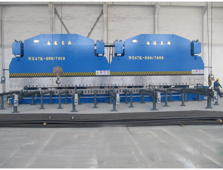 2xWE67K-800/7000 CNC Press Brake in Tandem